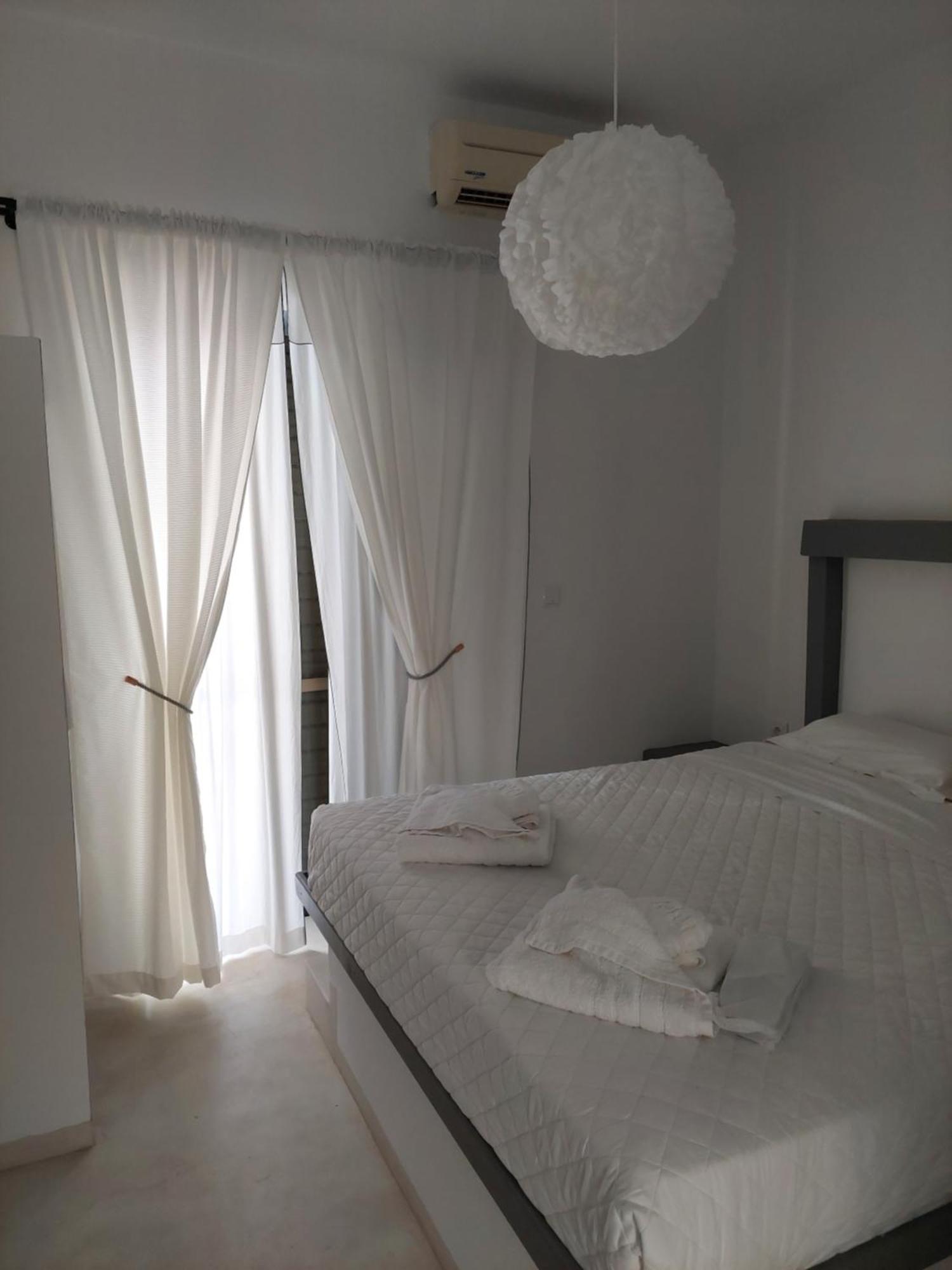 Golden Star Praxitelous Apartment Aegina Exterior photo